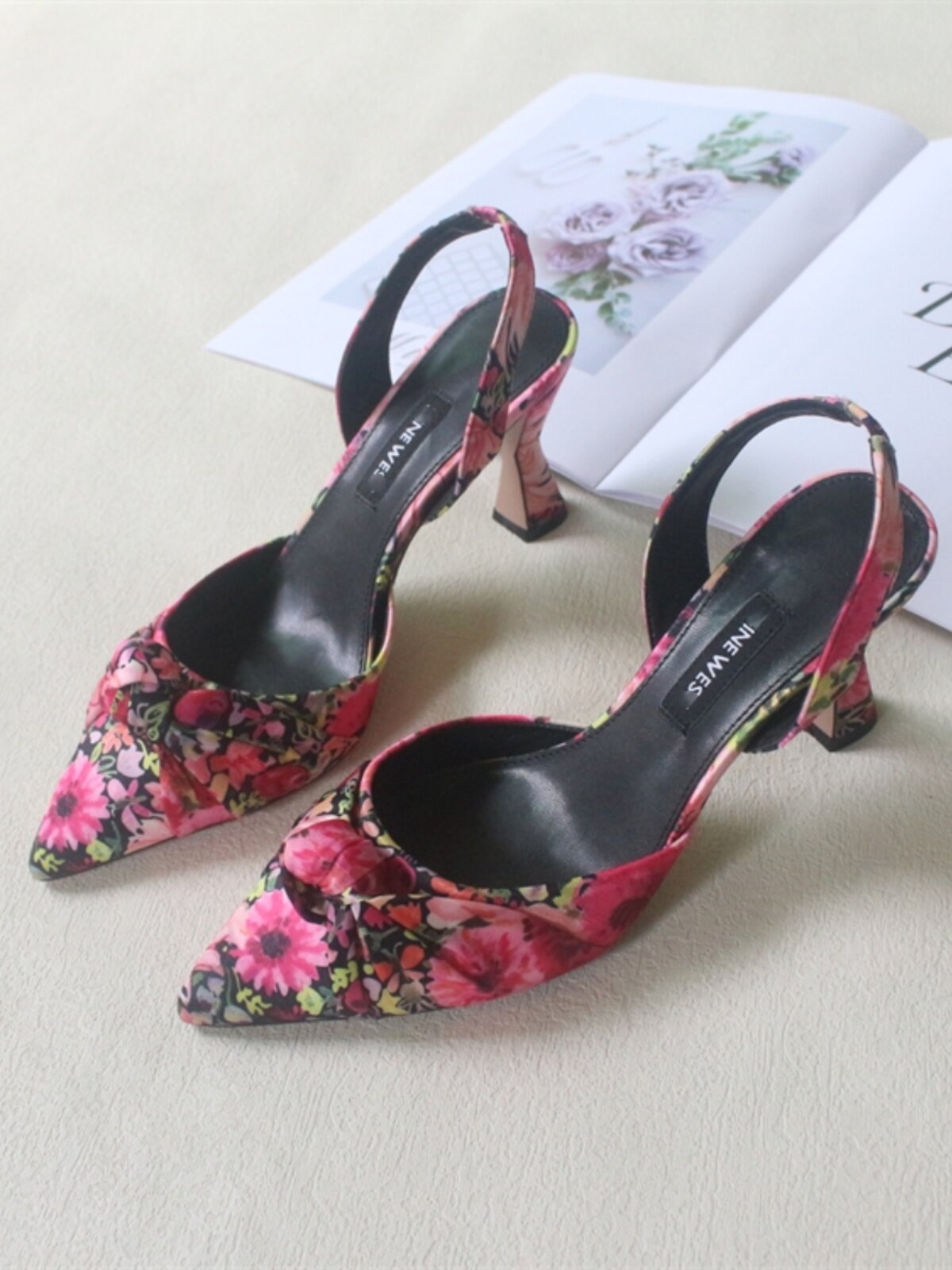 Versatile Printed Two-Tone Satin Closed-Toe High Heel Sandals for Dress