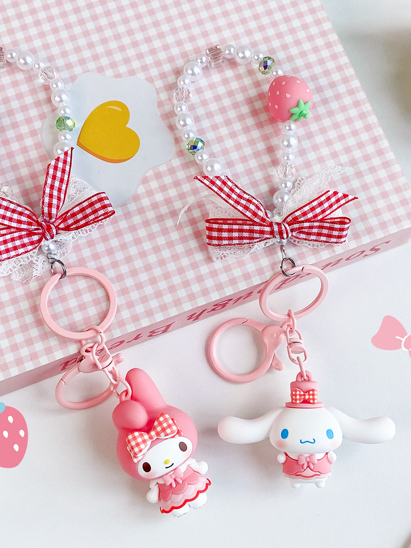Sanrio plaid strawberry series bracelet buckle
