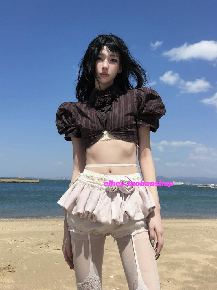 Rose print puff sleeve cropped button-up top
