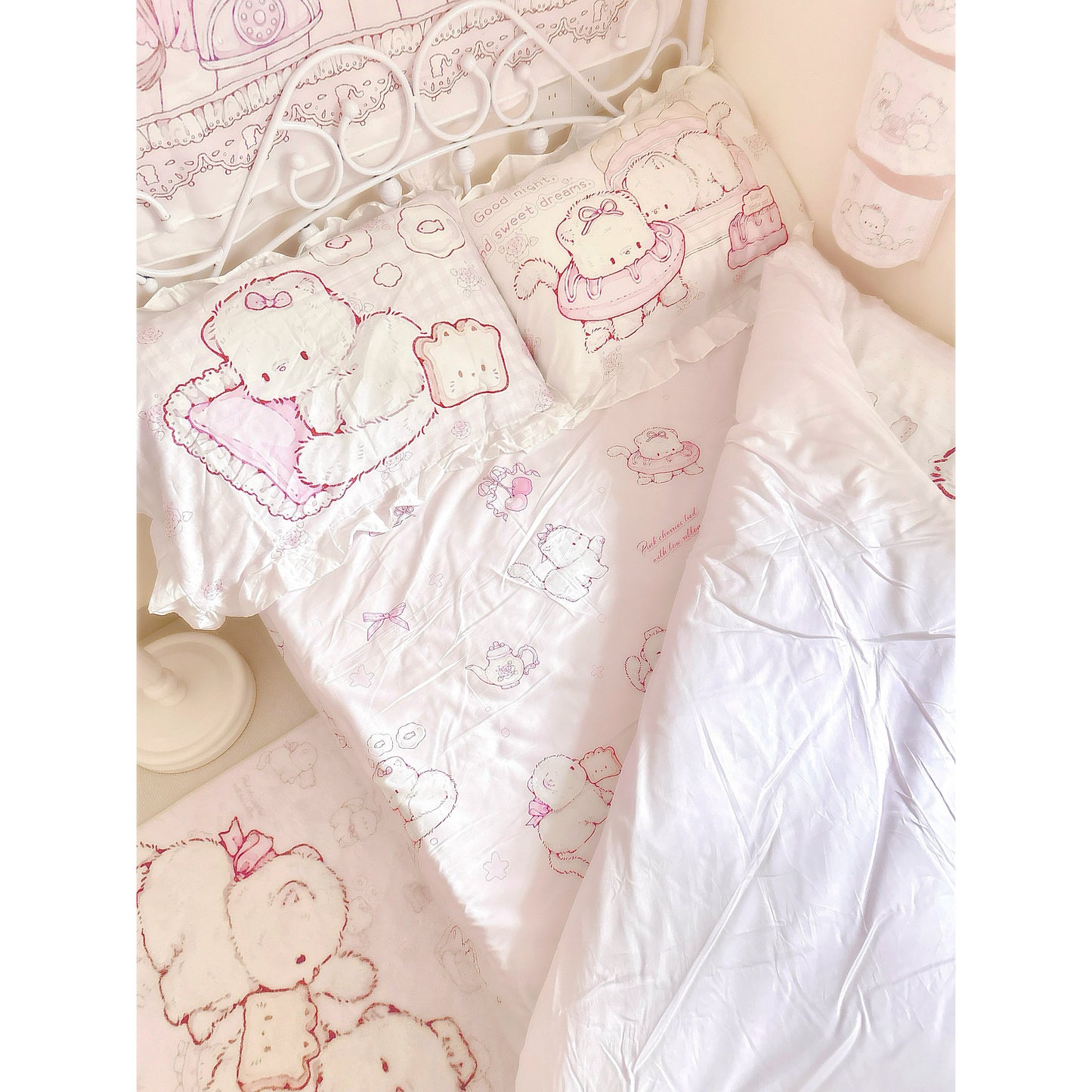Ruffled girly sweet bed sheet set of four