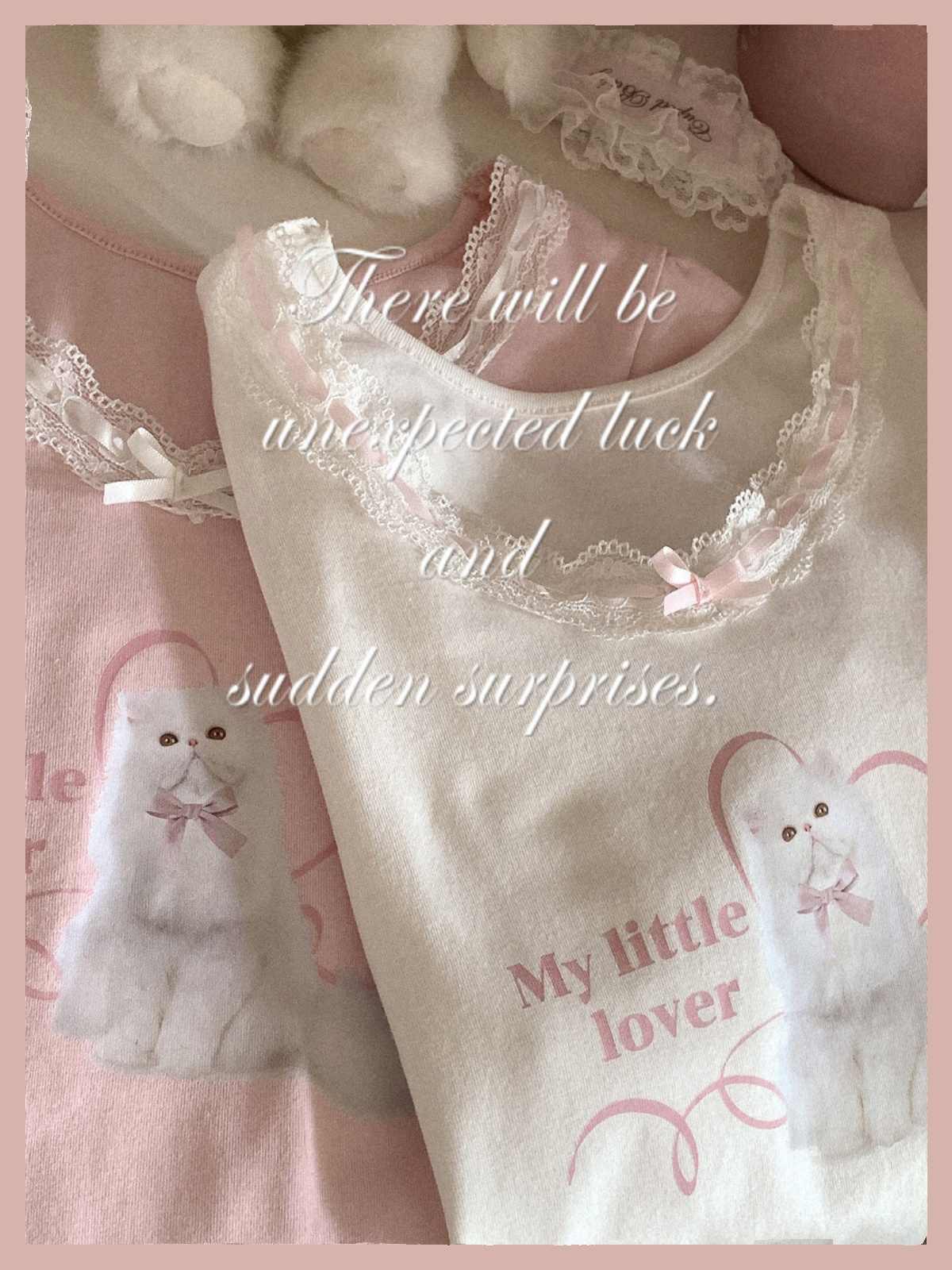 Soft Lace Cat T-shirt