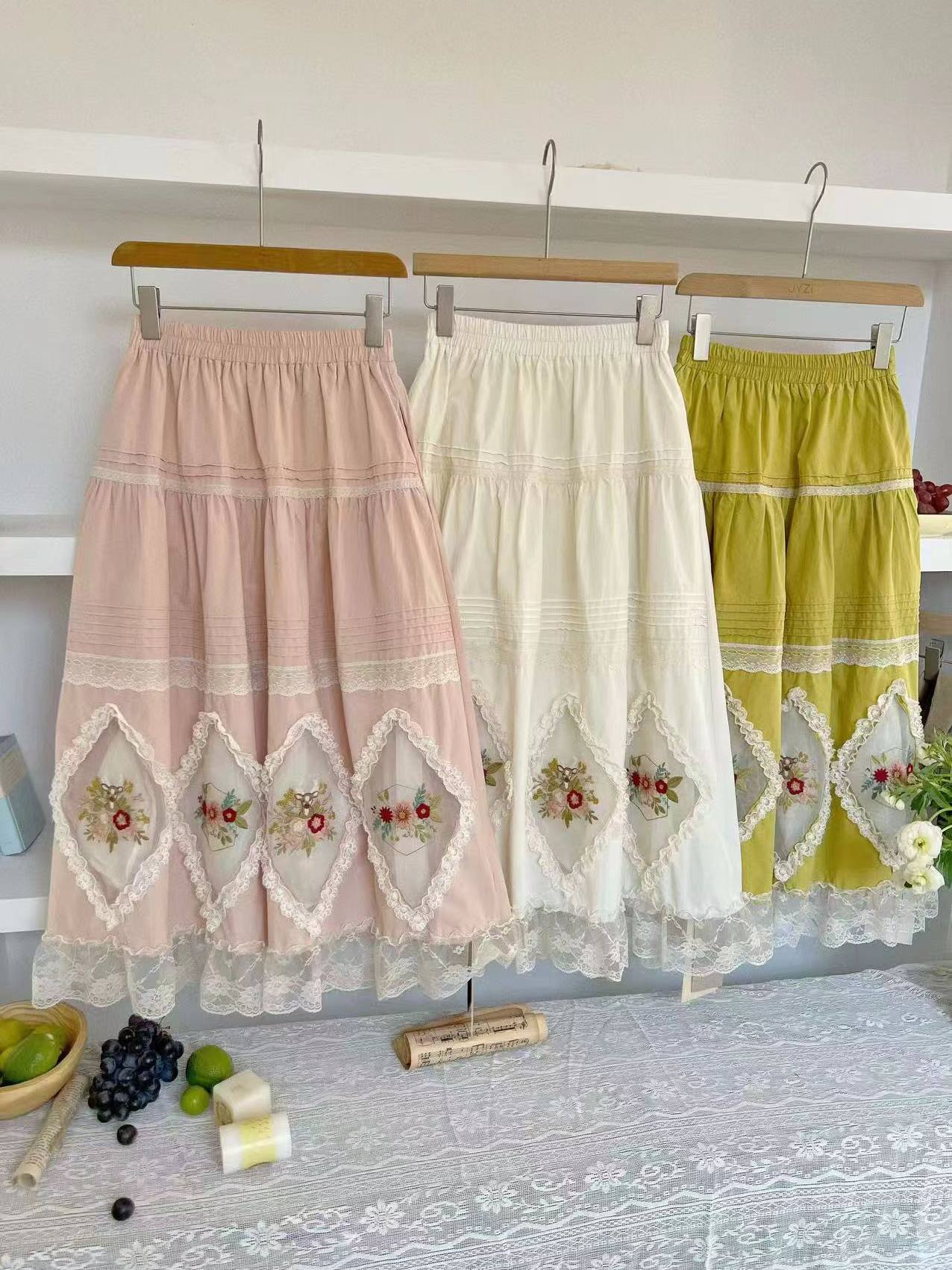 Sweet Style Lace Patchwork Embroidery Skirt