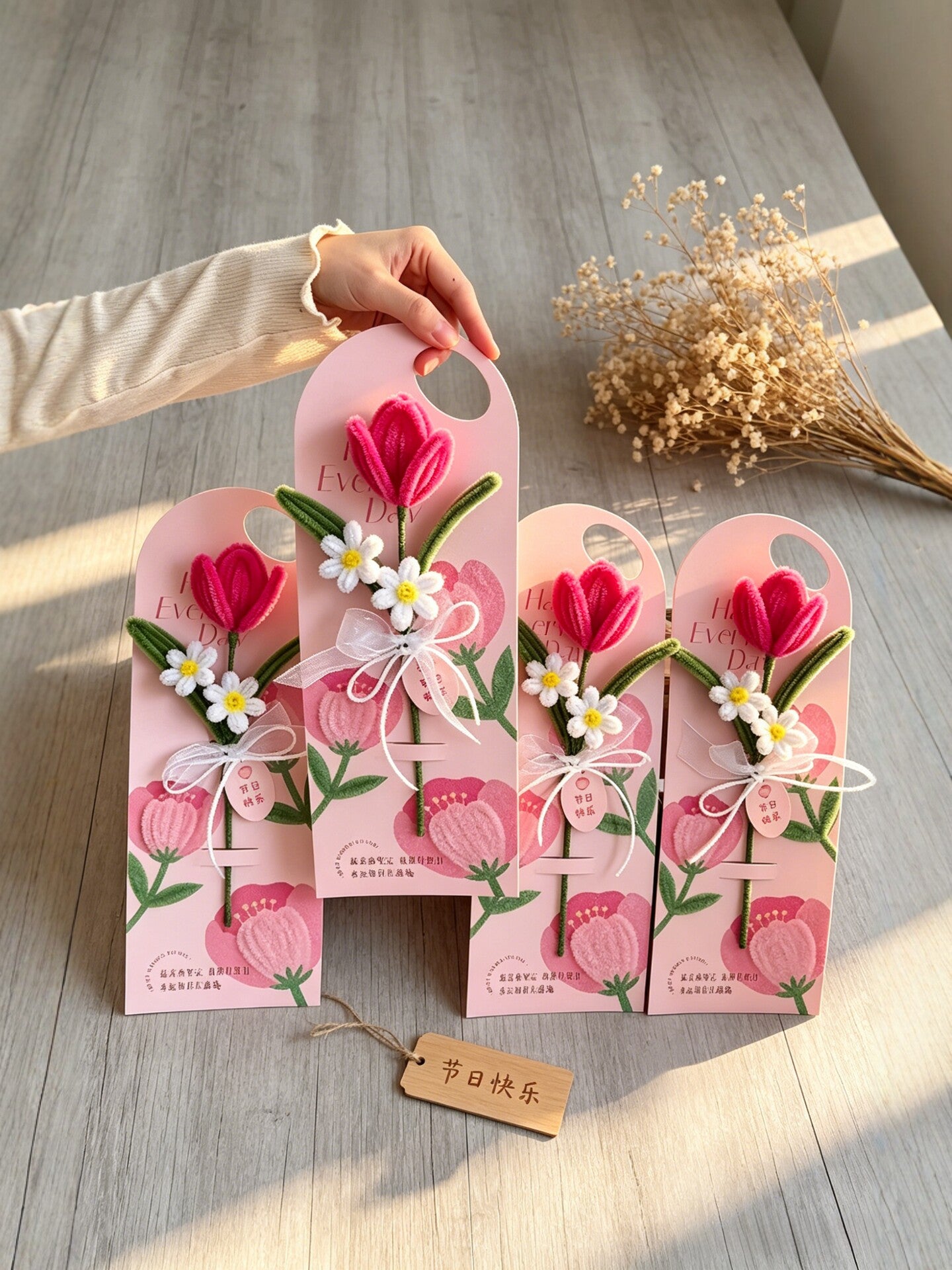 Tulip Bouquet & Card DIY Craft Kit with Chenille Stems