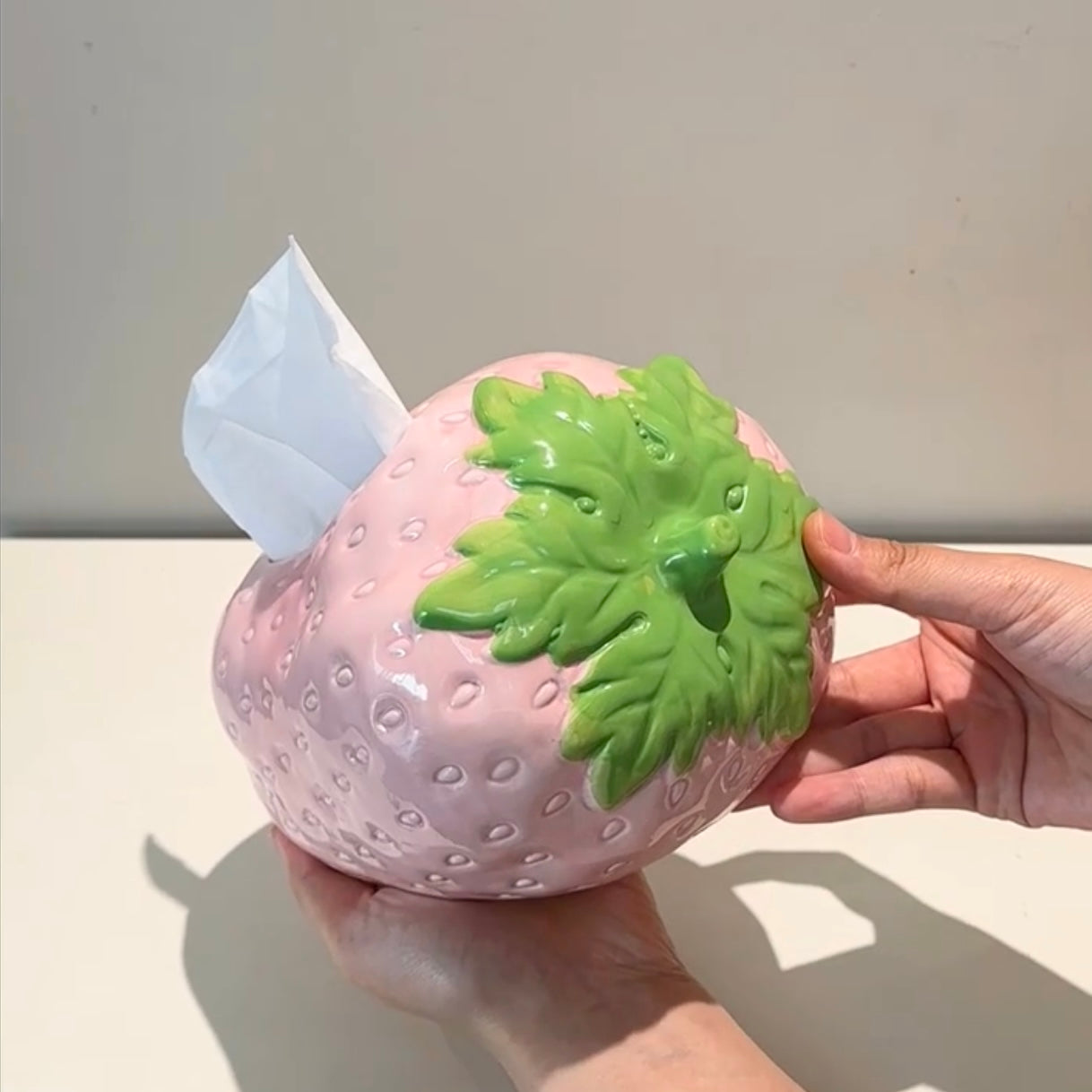 Pink strawberry tissue ceramic box