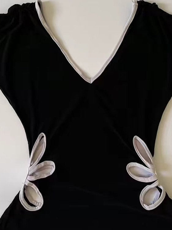 V-neck Cropped cutout top