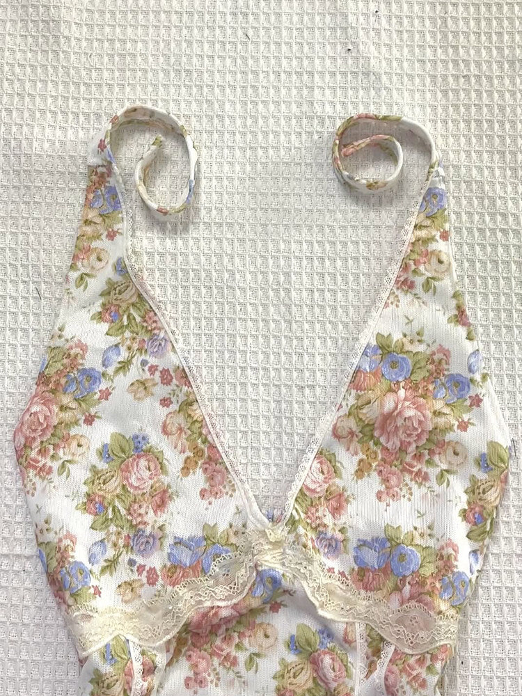 floral v-neck tank top