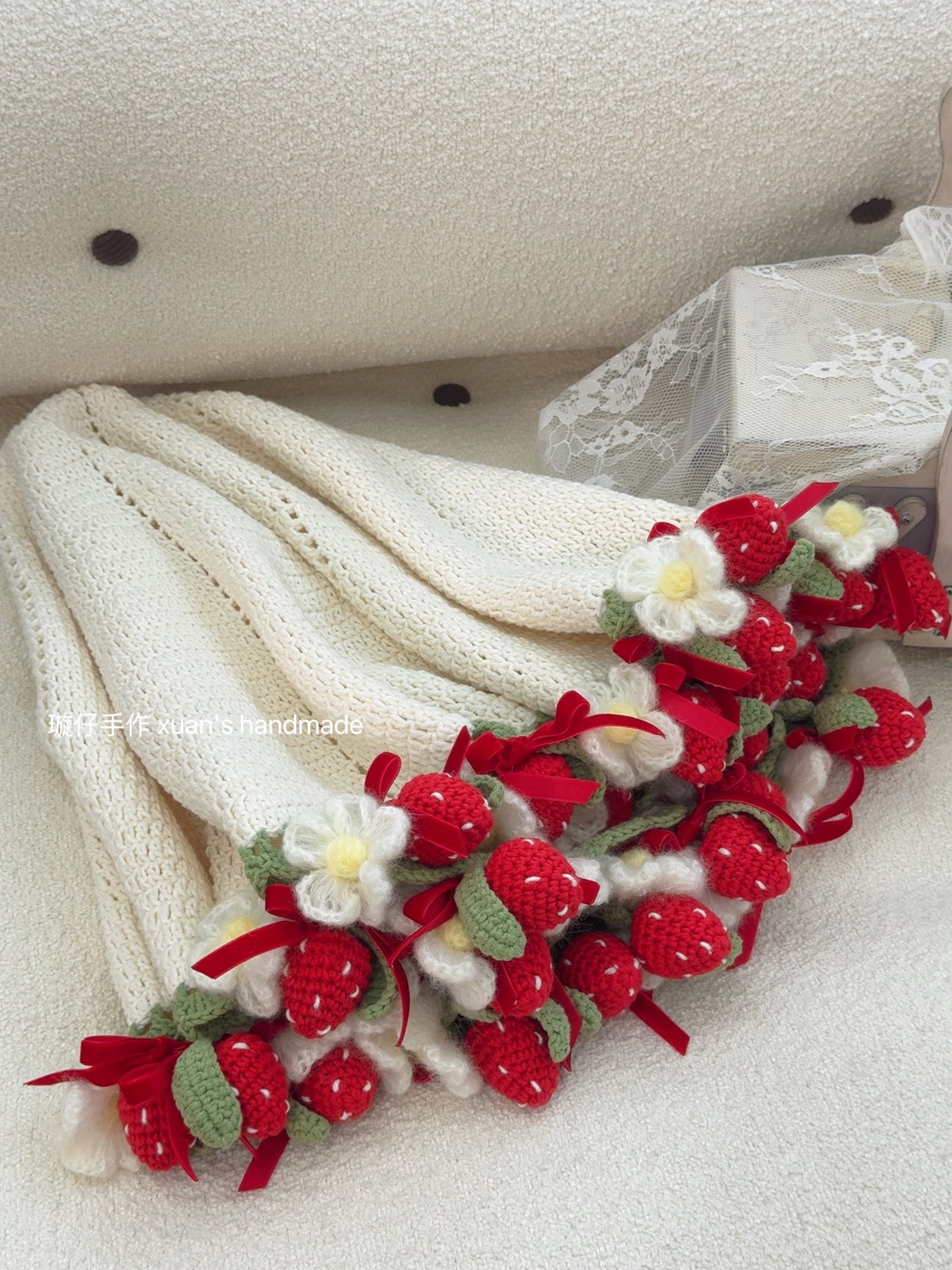 Crochet Handmade DIY Little Berry Blanket