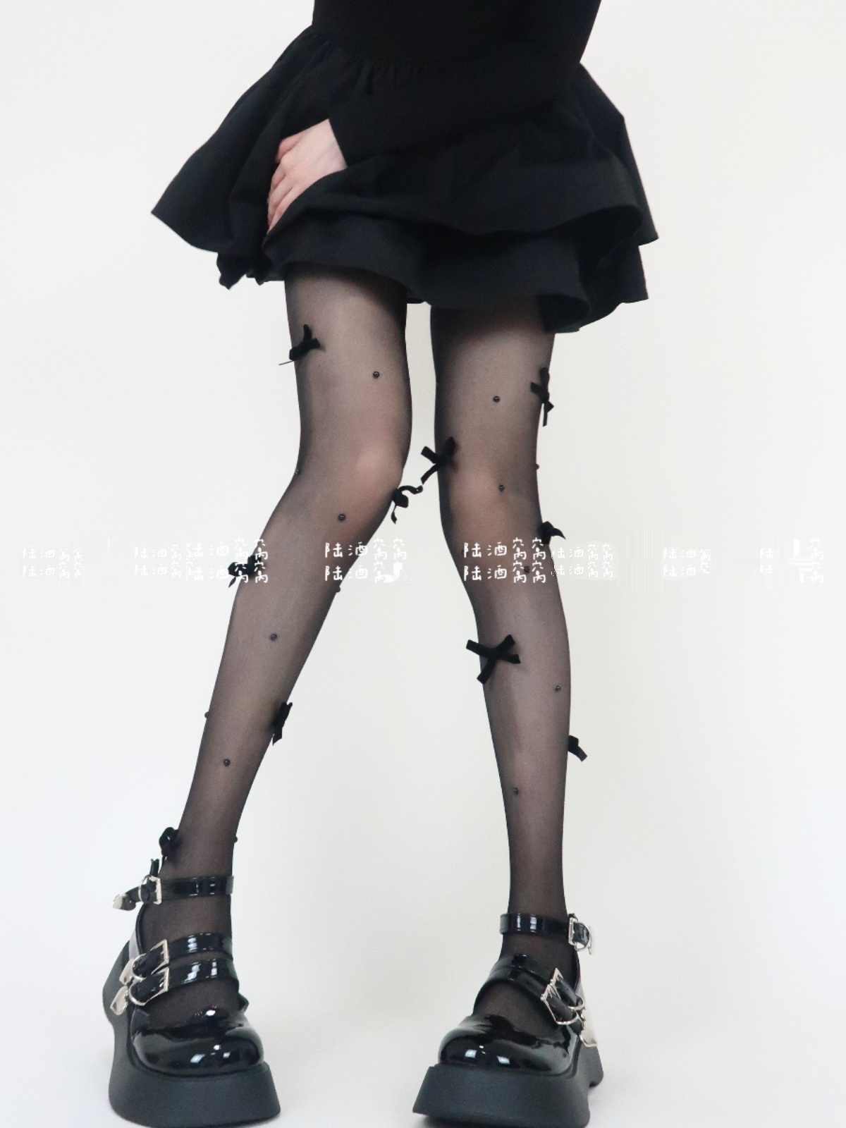 Velvet Bow Pearls Thigh High Socks