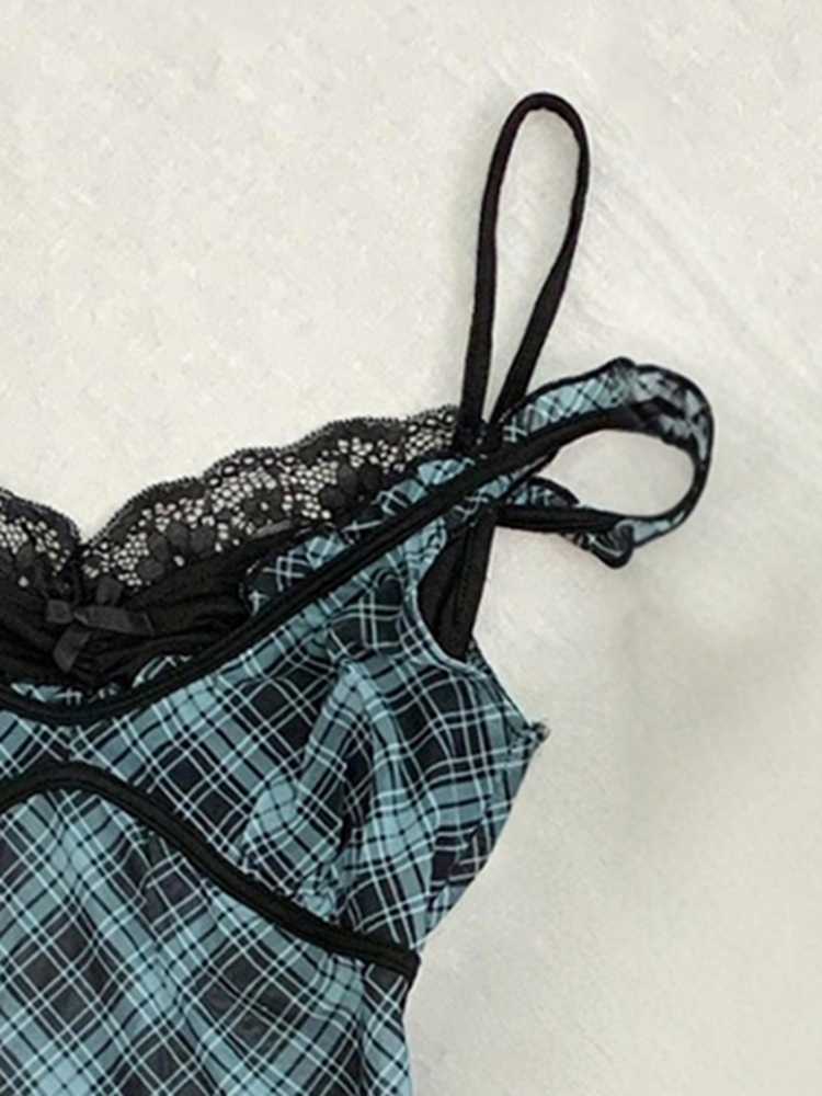 Fake Two-piece Plaid Lace Top