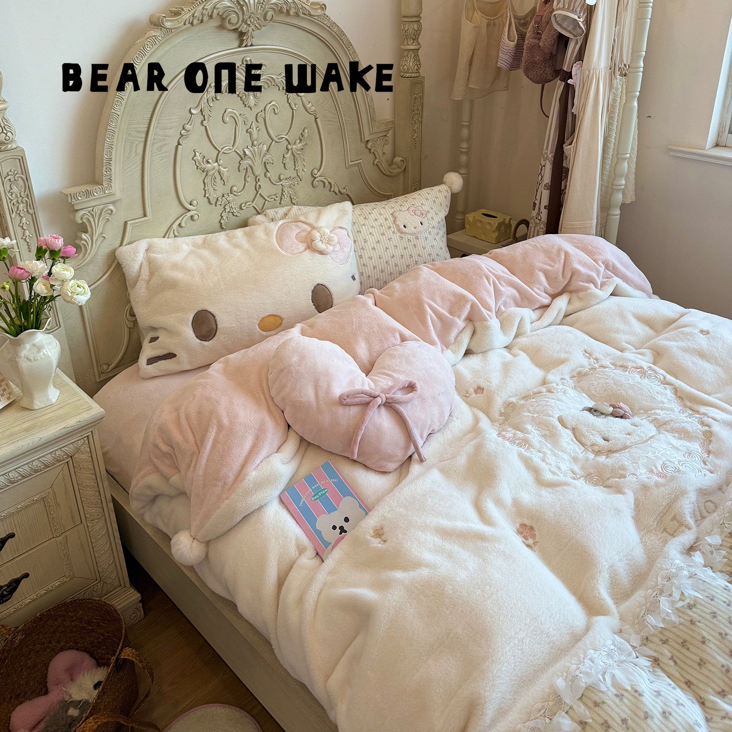 Girly Heart KT Cat Bed Four Piece Set