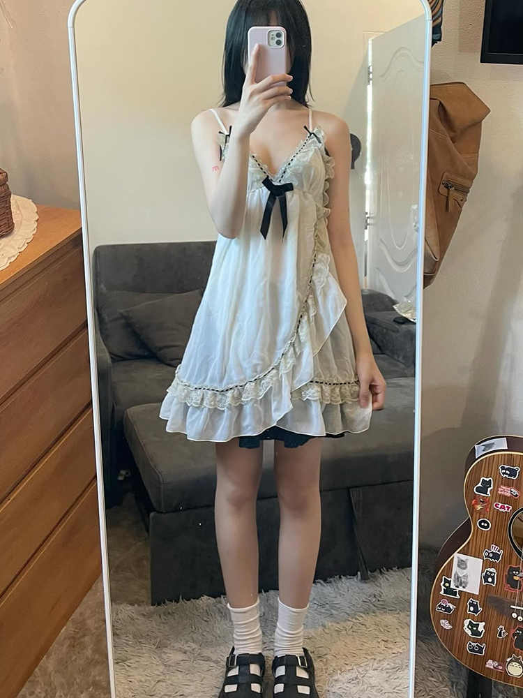 French Retro White Suspender Dress
