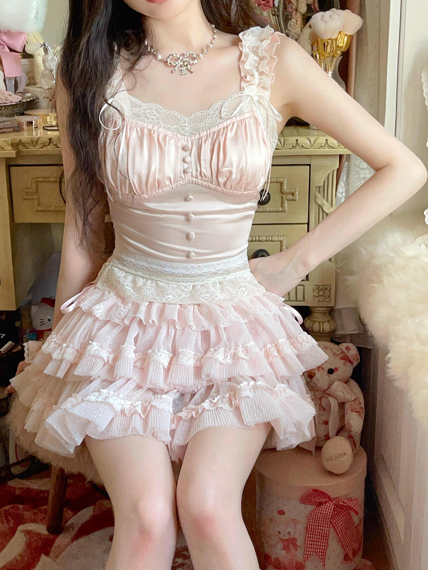 Soufflé Lace Cake Skirt