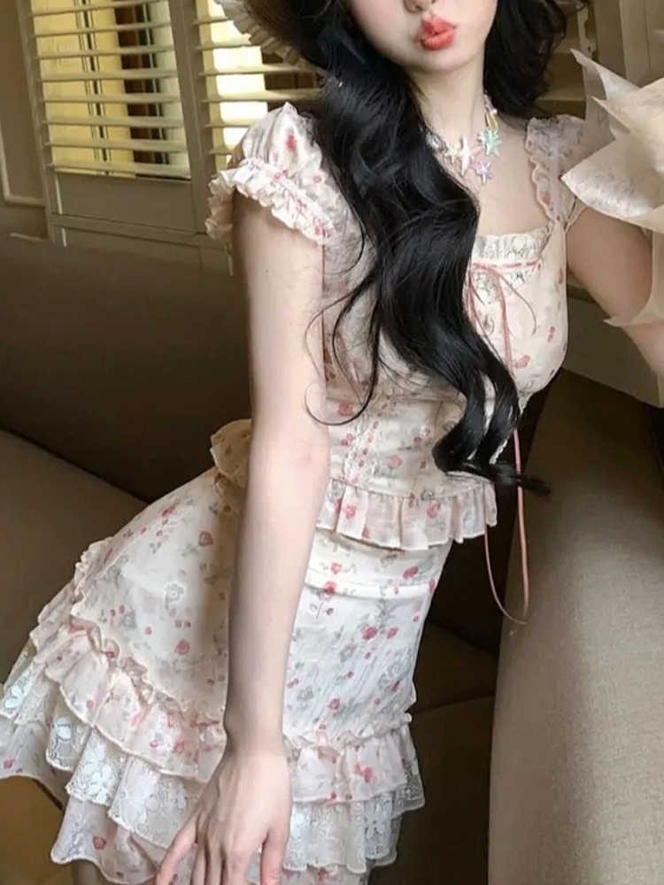 Floral Lace Top + Cake Skirt Set