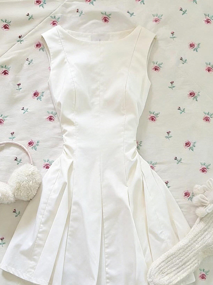white sleeveless pleated dress