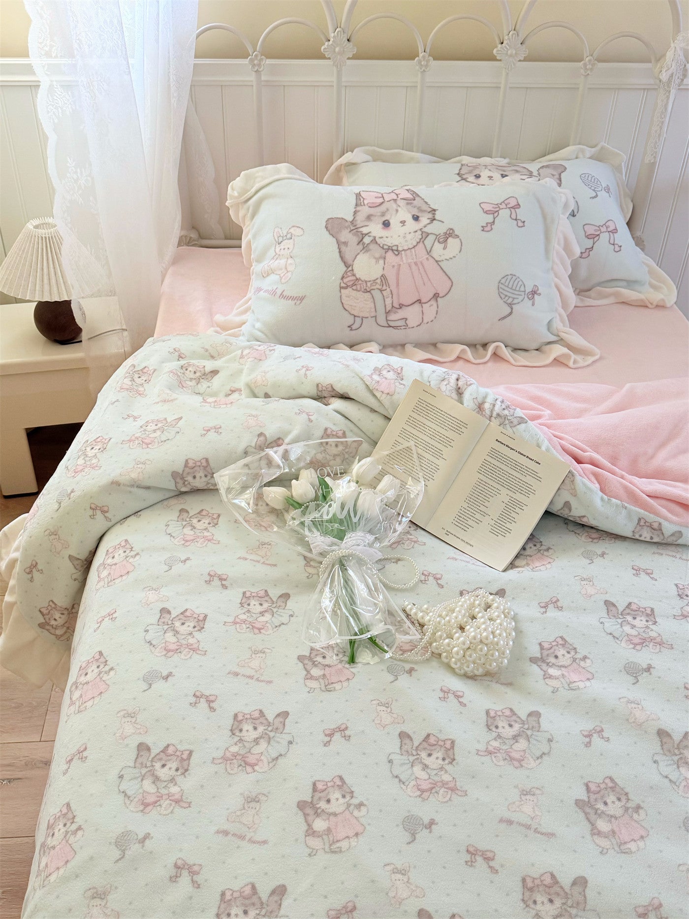 Lolita milk blue kitten bed sheet set of four