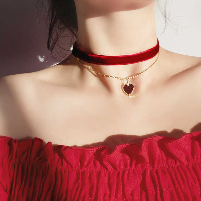 Dark Coquette Velvet Choker