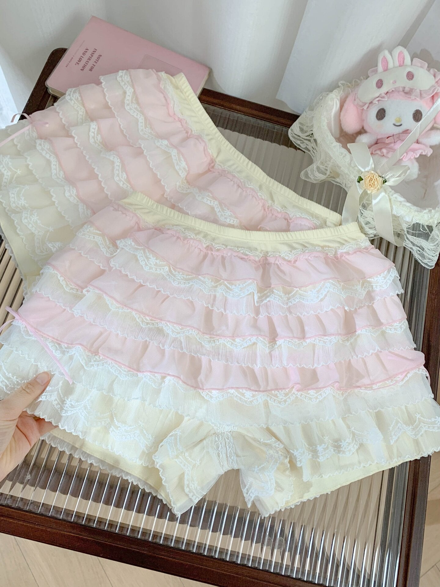 Lace Trim Cotton Anti-Slip Shorts