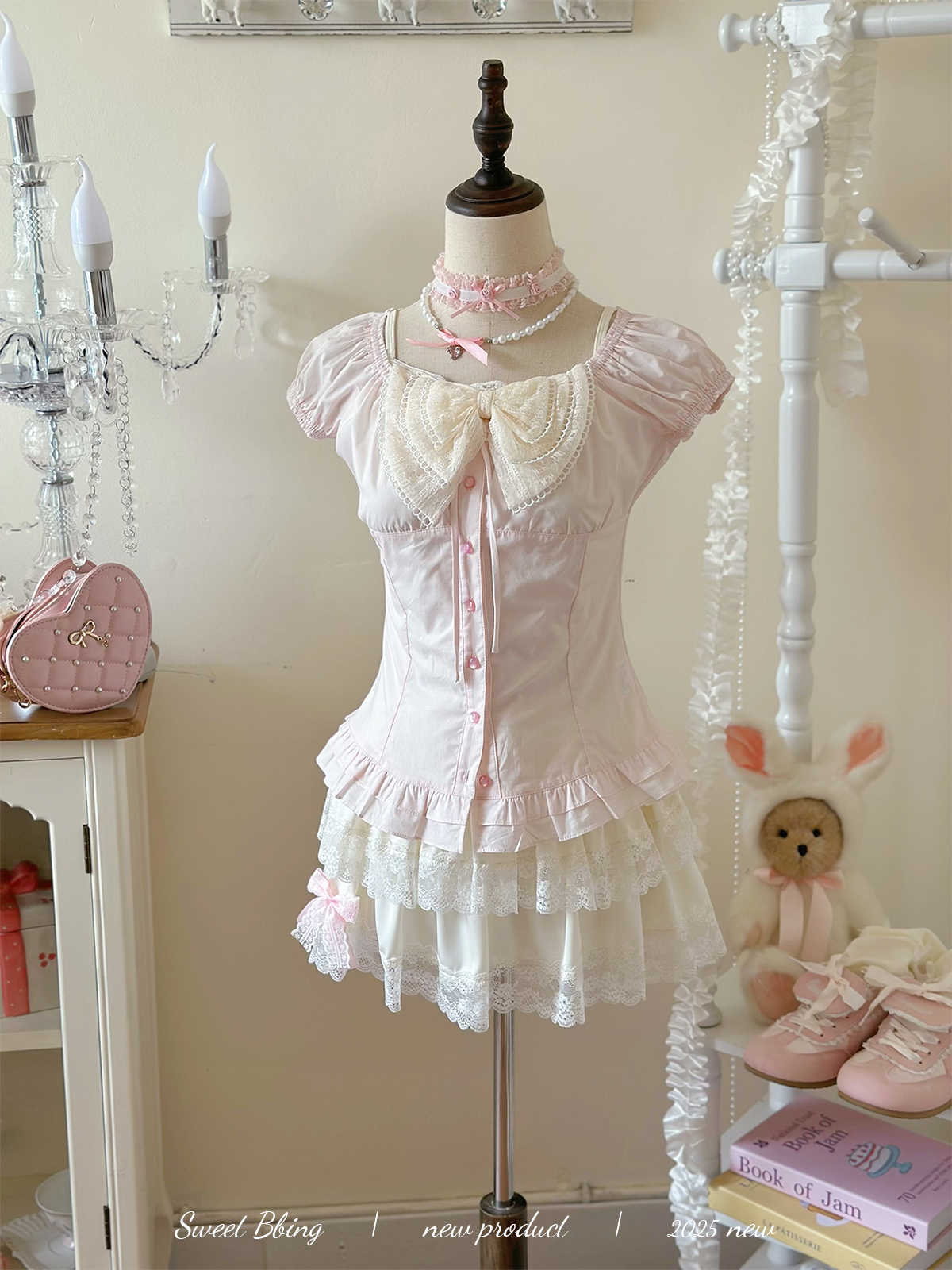 Doll-like Puff-sleeved Shirt