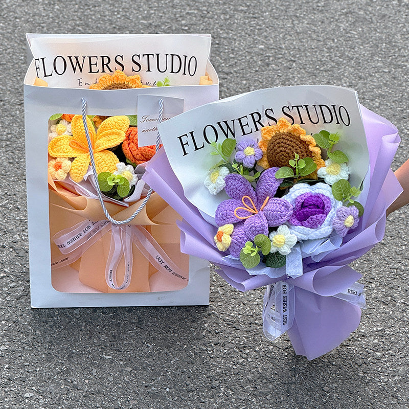 Valentine’s Day Knitted Bouquet
