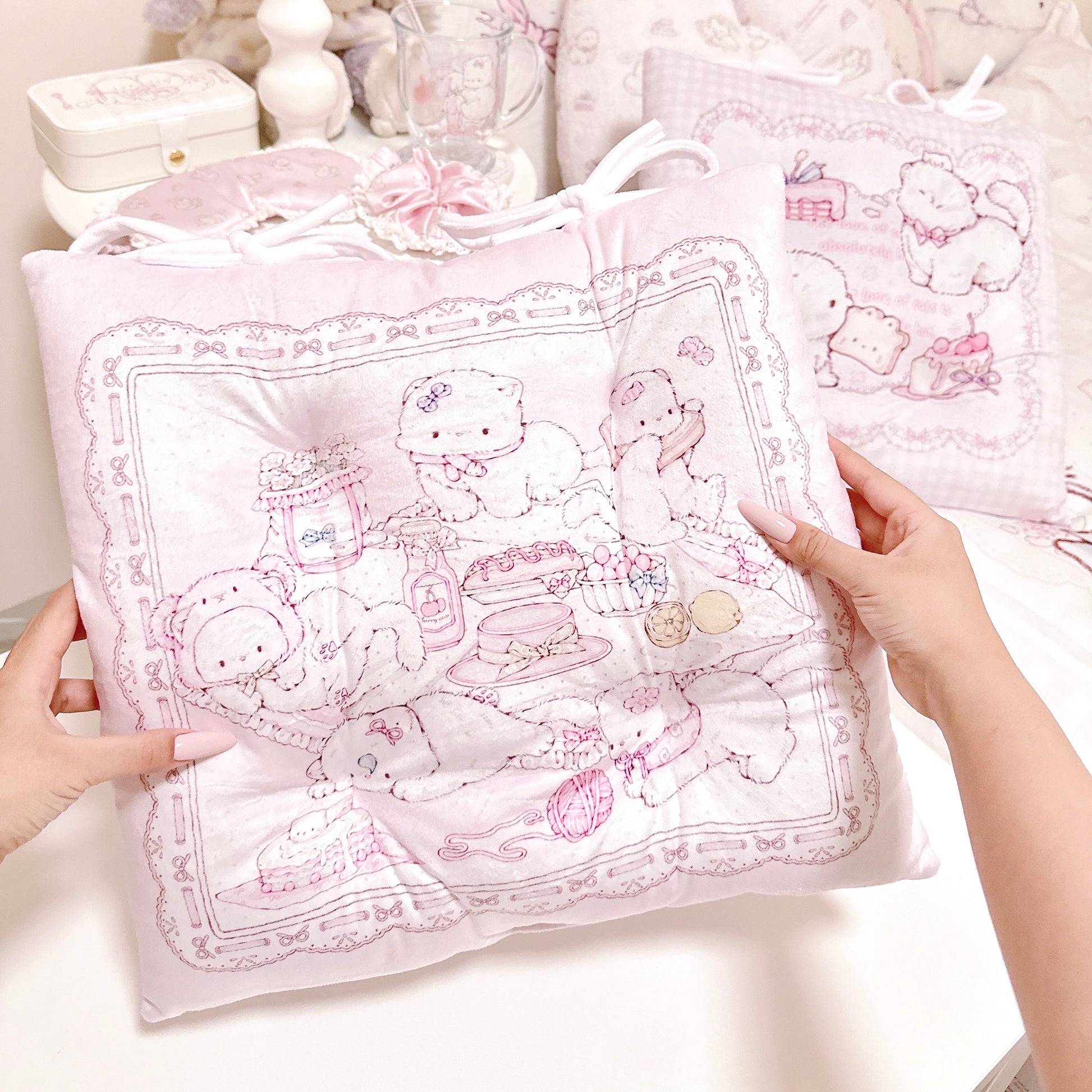 kawaii cats cushion