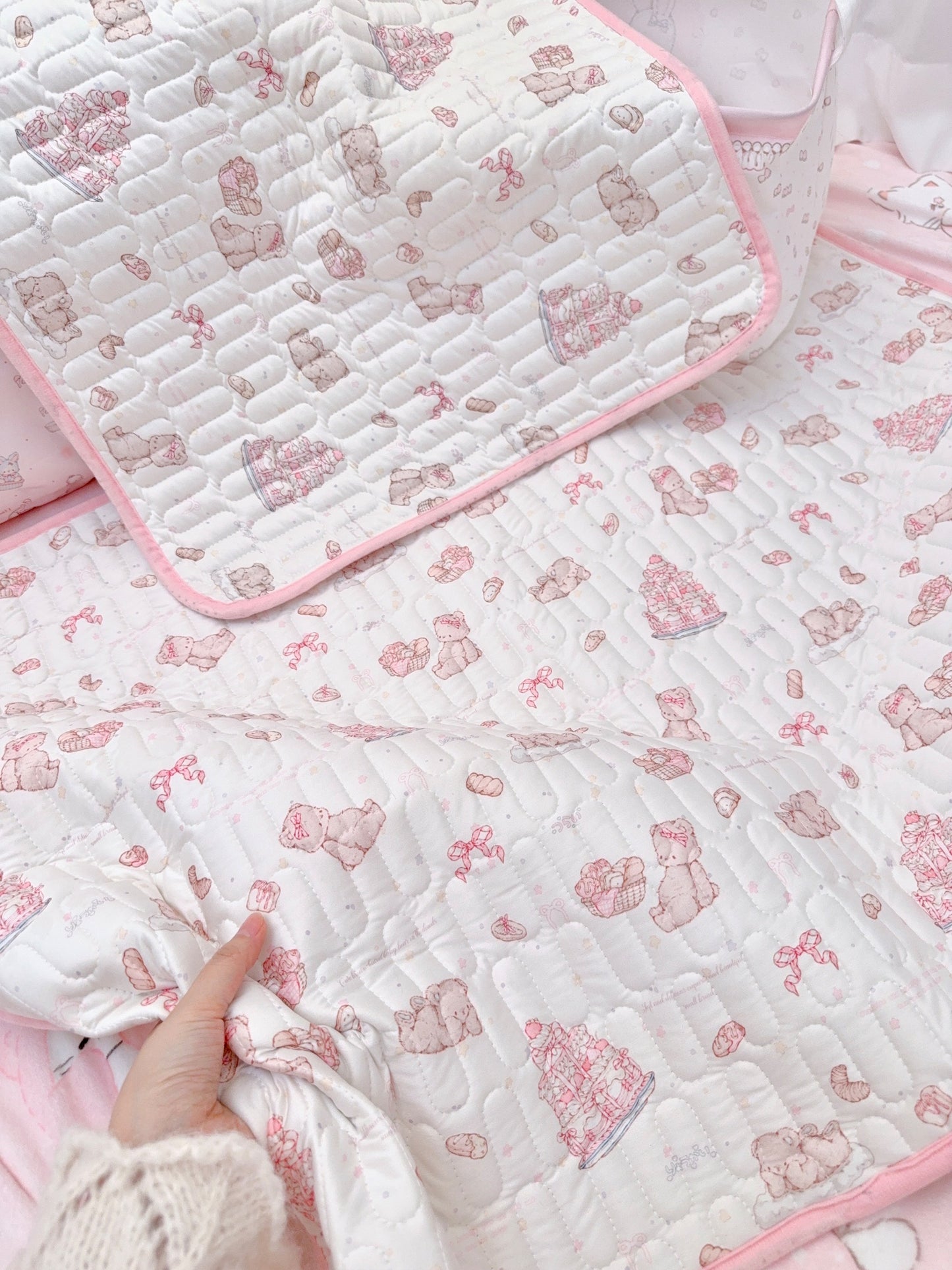 kawaii menstrual mattress leak-proof pad