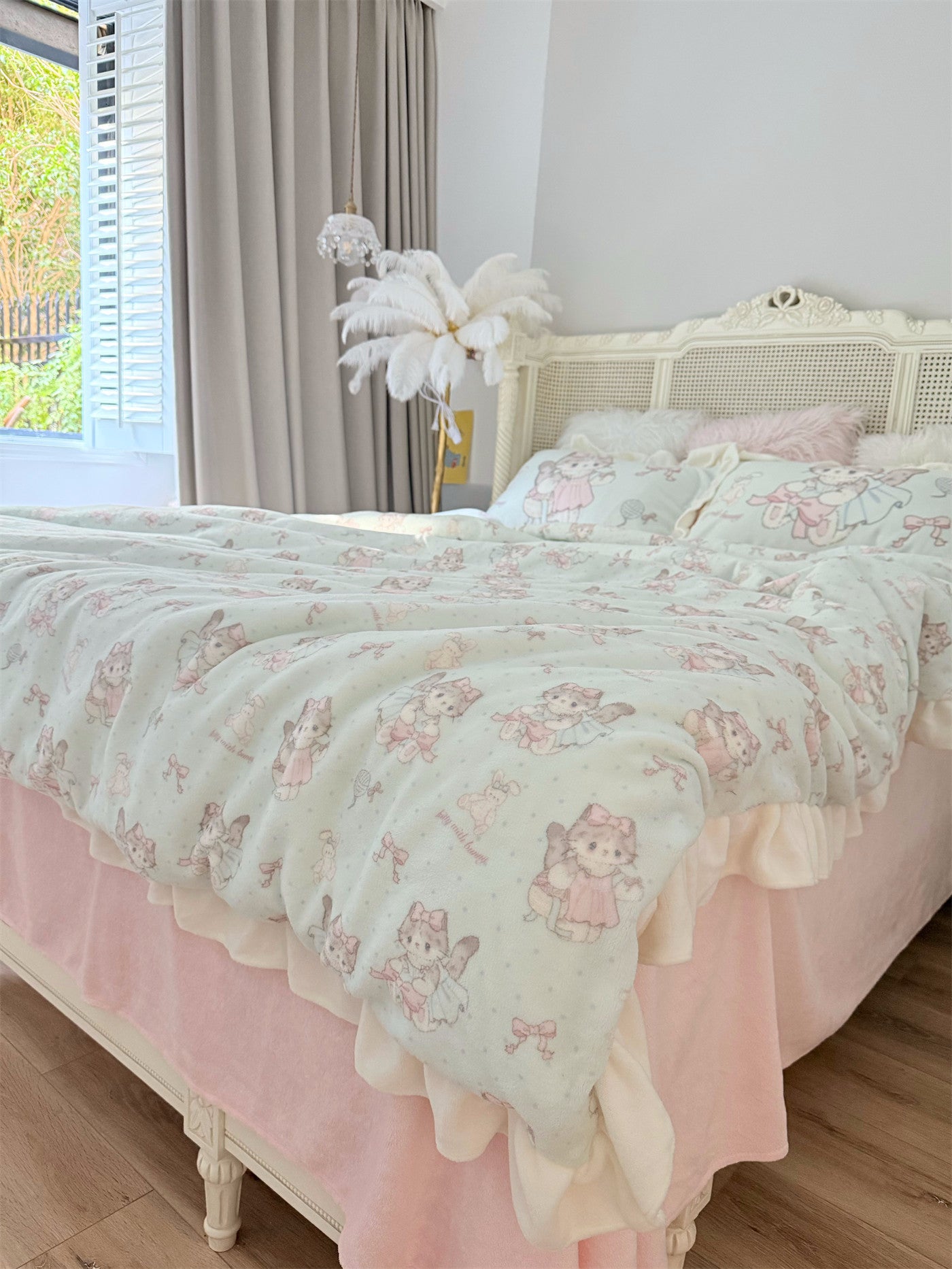 Lolita milk blue kitten bed sheet set of four