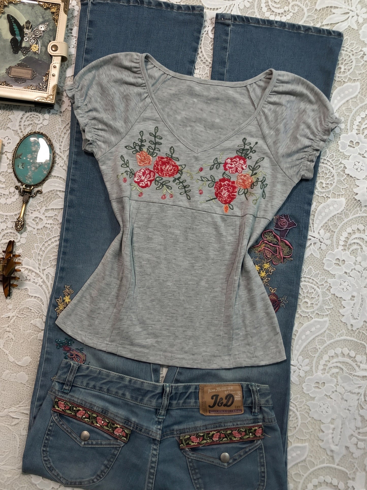 vintage flowers v-neck shirt