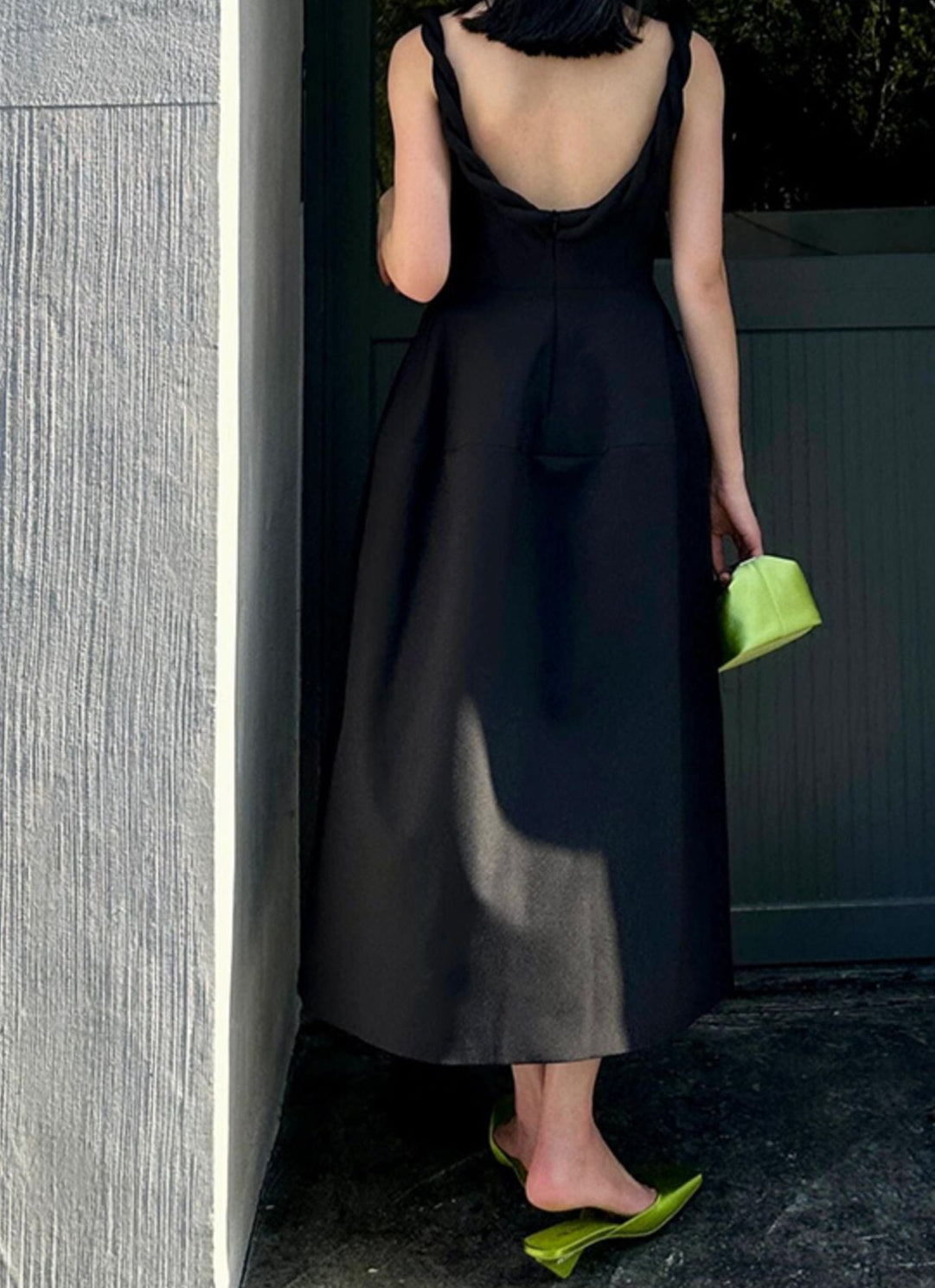 Backless Chic Black Dress