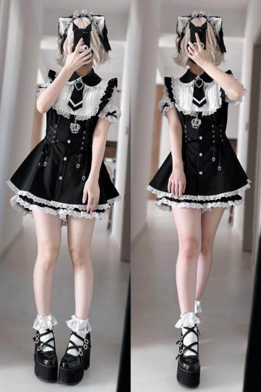 Lace-up Jirai Dress + Shorts + Sleeves + Brooch Black