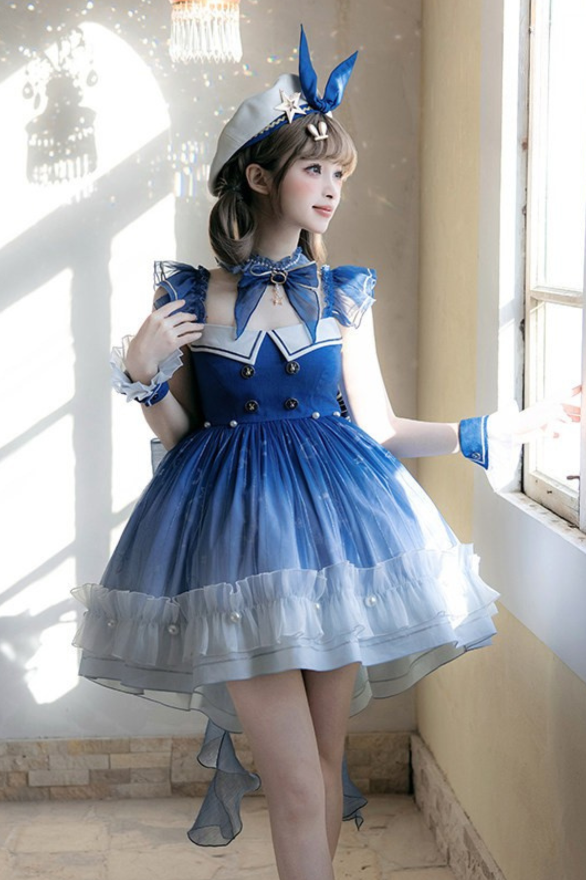 【Reservation Deadline February 28】Gradient Bubble Dress + Bunny Ear Pin + Sleeves + Hat