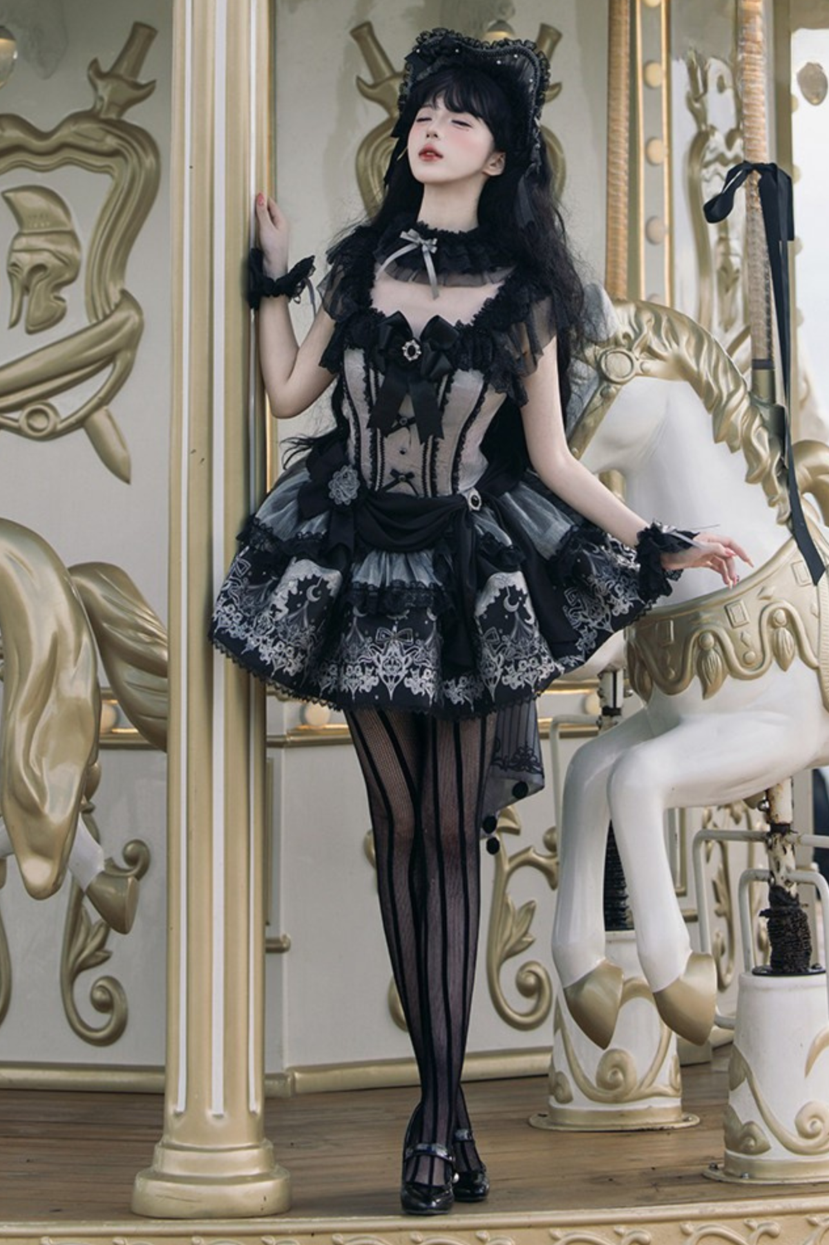 【Reservation Deadline February 28】Dark Silver Lace Lolita Dress + BNT + Neck Accessories
