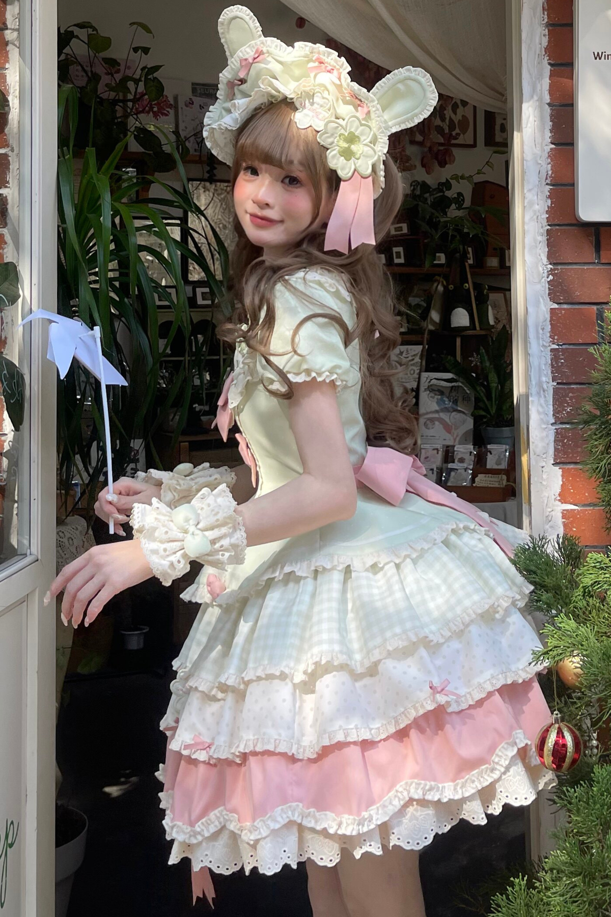 Four-Leaf Clover Lolita Dress + Sleeves + Bonnet
