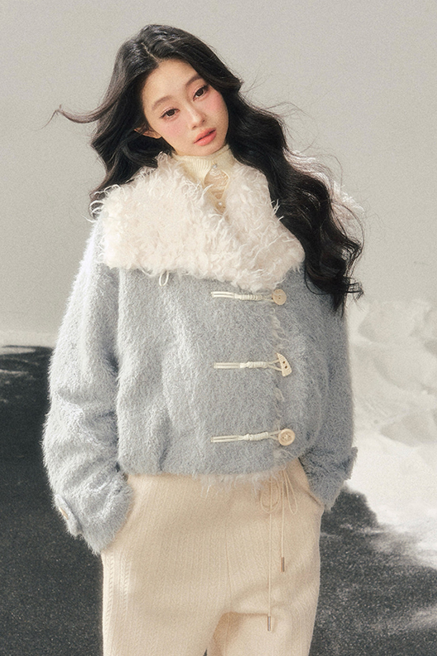 Horn Button Fur Sweet Coat