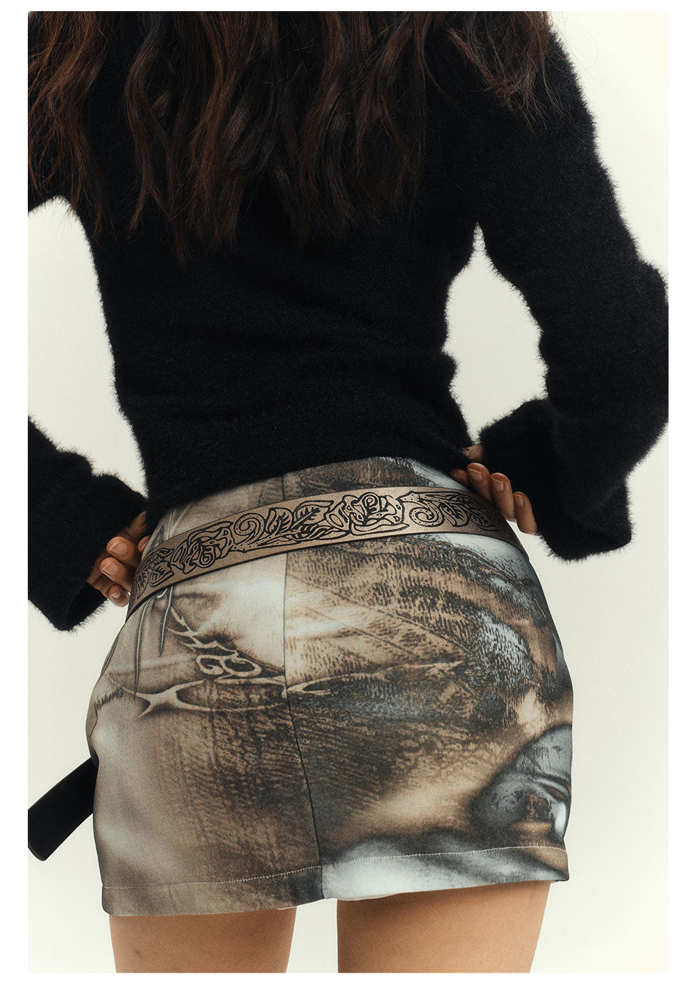 Grunge Silver Hip-hugging Short Skirt