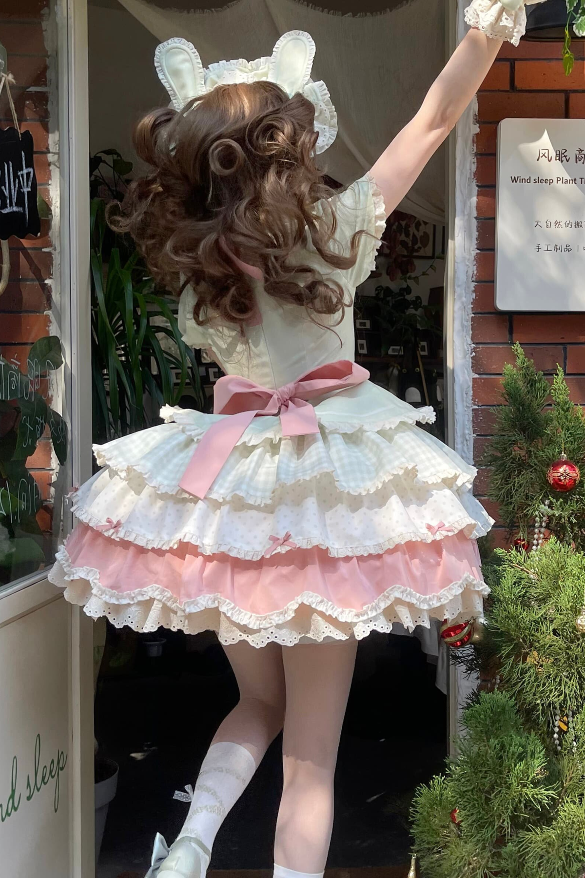 Four-Leaf Clover Lolita Dress + Sleeves + Bonnet