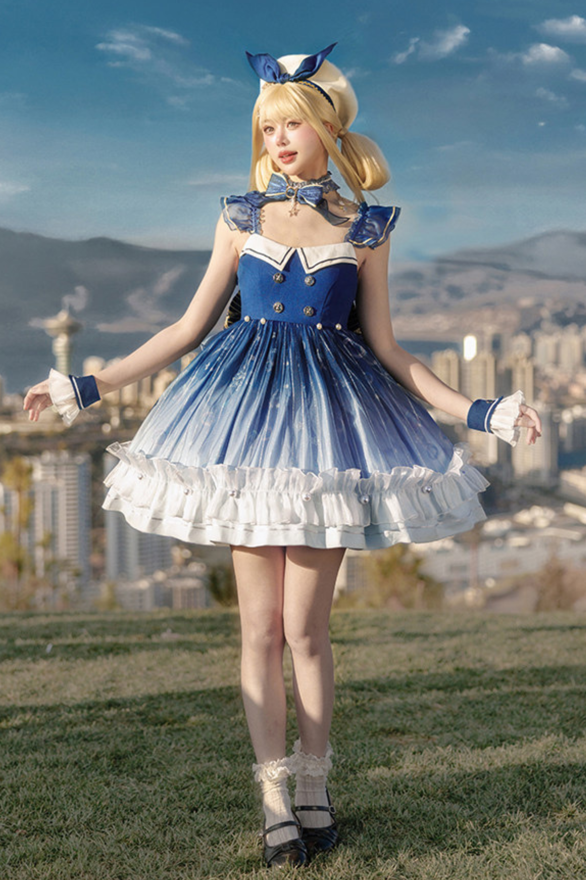 【Reservation Deadline February 28】Gradient Bubble Dress + Bunny Ear Pin + Sleeves + Hat