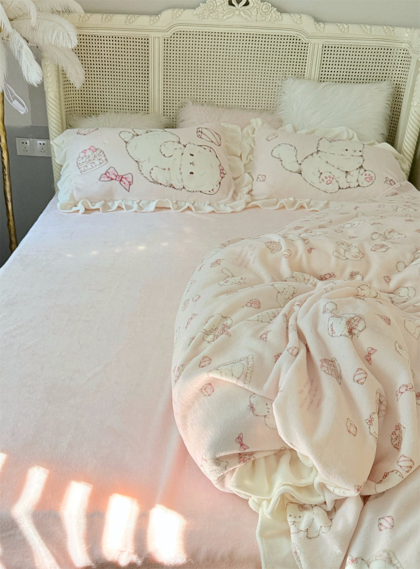 Lolita pink kitten bed sheet set of four