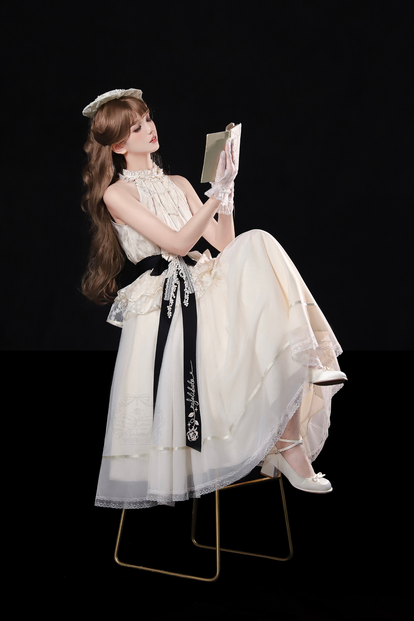[Pre-order] Retro Elegant Inner + Top + Skirt + Accessories
