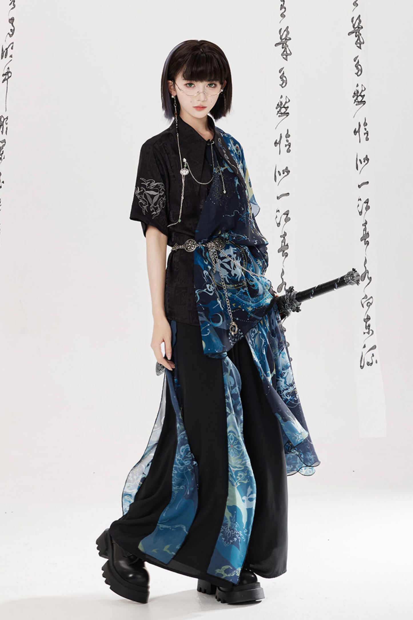Dark China Shirt + Wide Leg Pants + Chain + Belt
