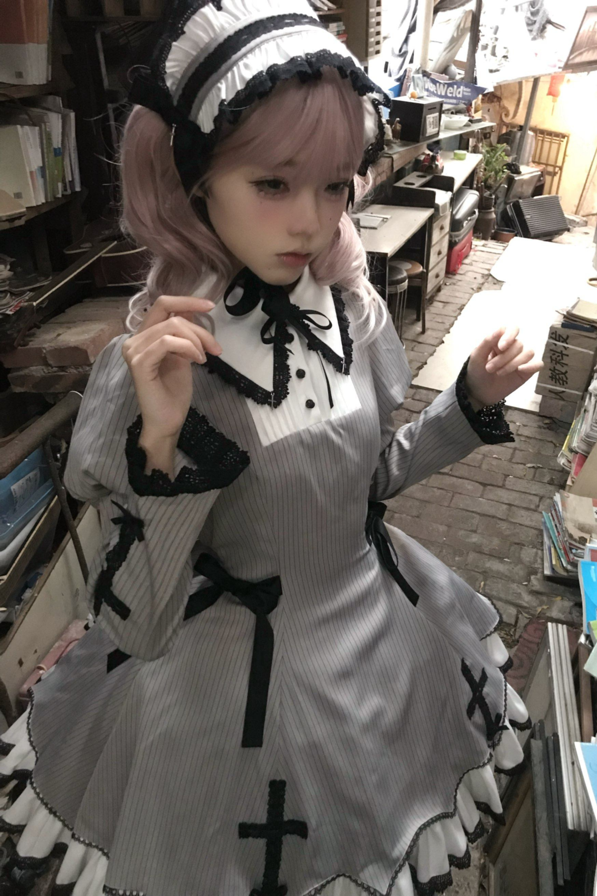 [Reservation deadline February 26th] Retro Gothic Lolita Dress + Hairband