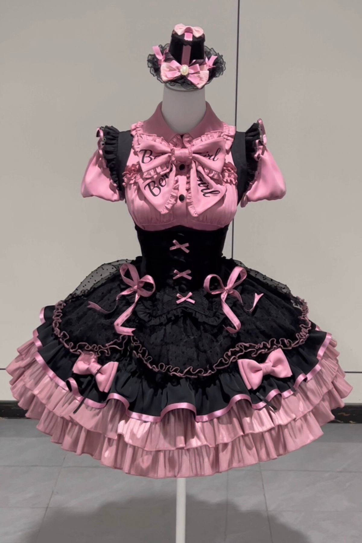 【Pre-order until March 10】Candy Heartbeat Lolita Shirt + Jumper Skirt + Hat + Ribbon
