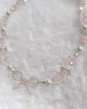 Load image into Gallery viewer, Bow Beaded Sweet Niche Choker
