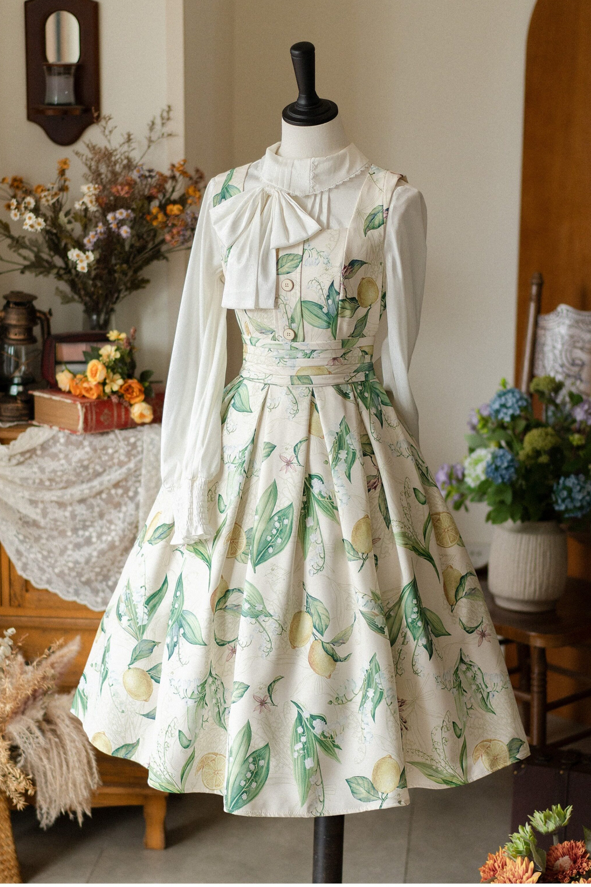 Floral Retro Sleeveless Dress + Shirt