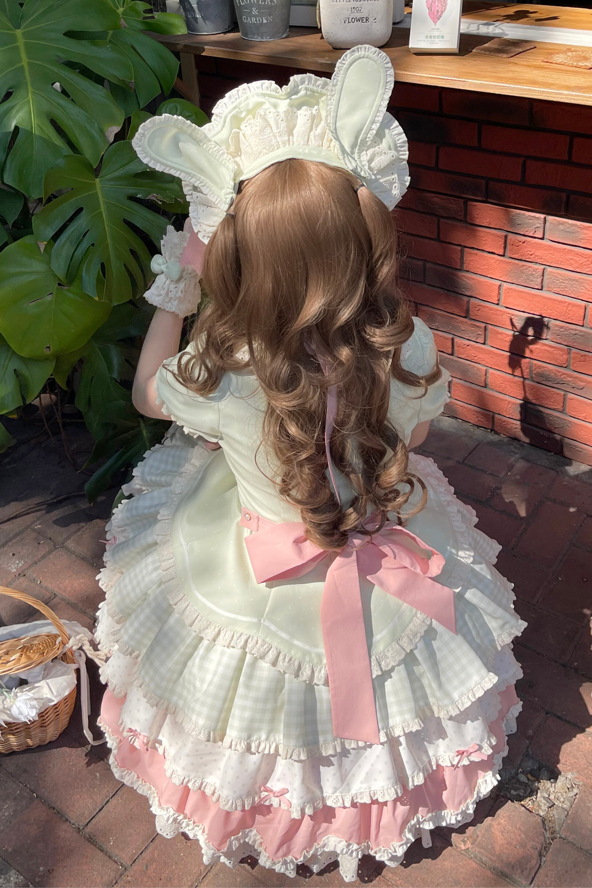 Four-Leaf Clover Lolita Dress + Sleeves + Bonnet