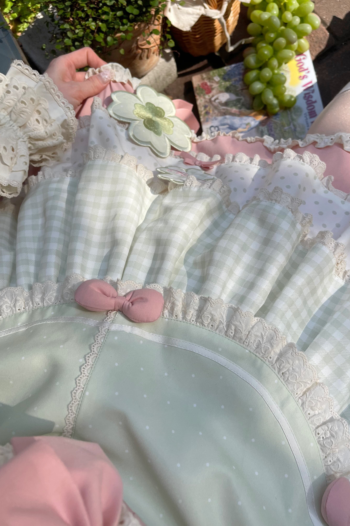 Four-Leaf Clover Lolita Dress + Sleeves + Bonnet