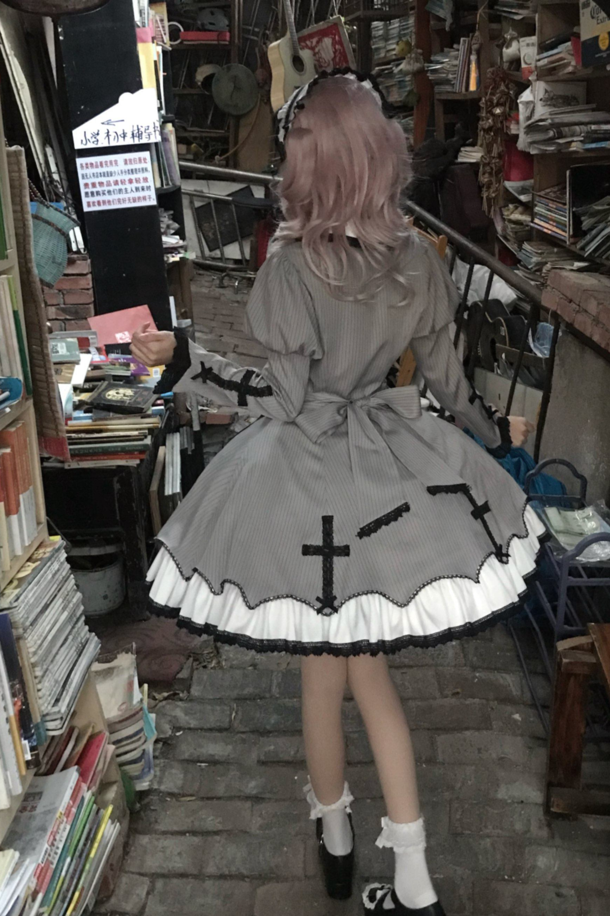 [Reservation deadline February 26th] Retro Gothic Lolita Dress + Hairband