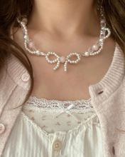 Load image into Gallery viewer, Bow Beaded Sweet Niche Choker
