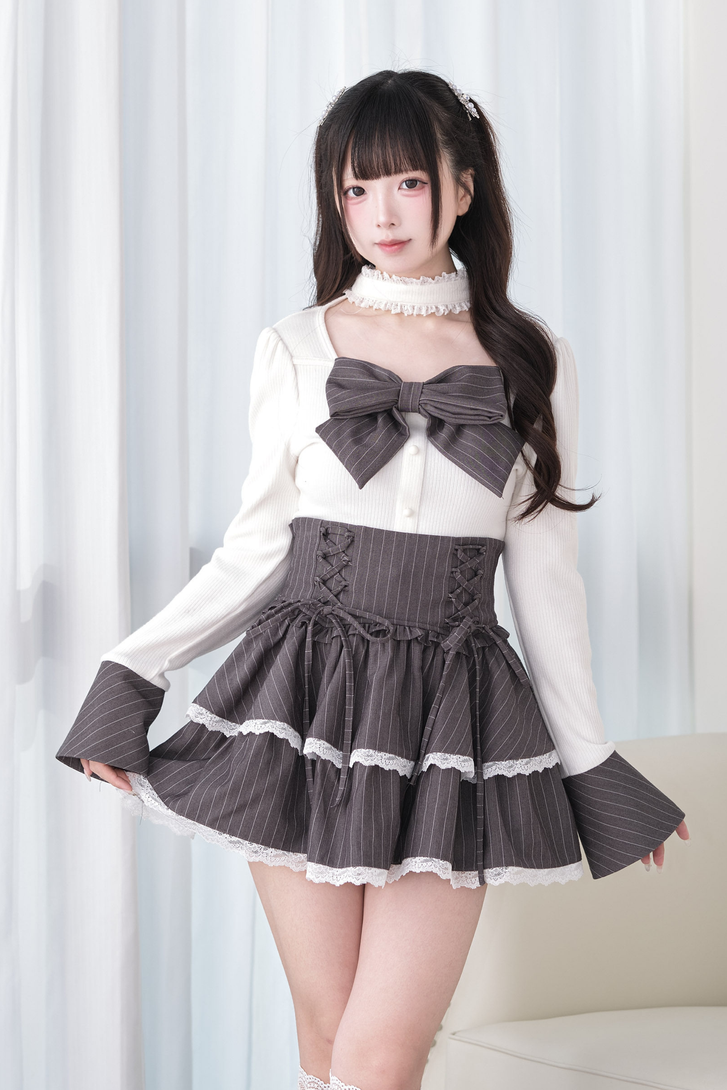Large Bow Choker Knit Top