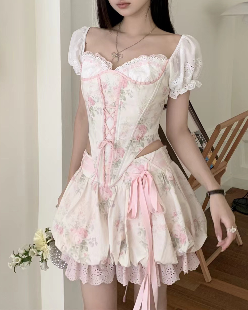 Retro Pastoral Floral Lace-up Set