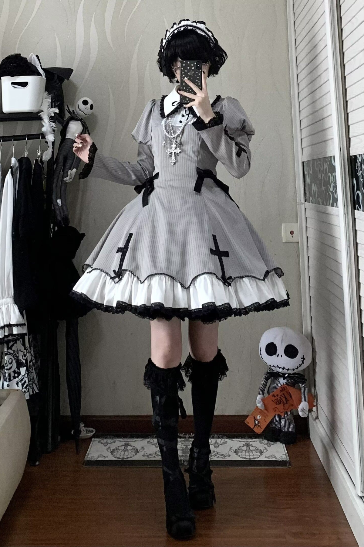 [Reservation deadline February 26th] Retro Gothic Lolita Dress + Hairband